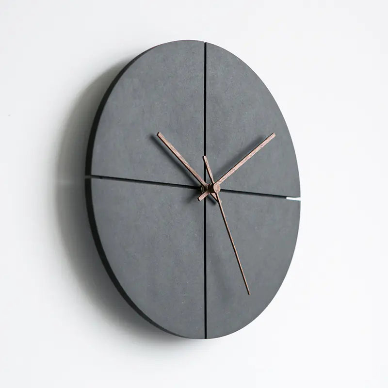 Horloge murale minimaliste au design moderne et silencieux