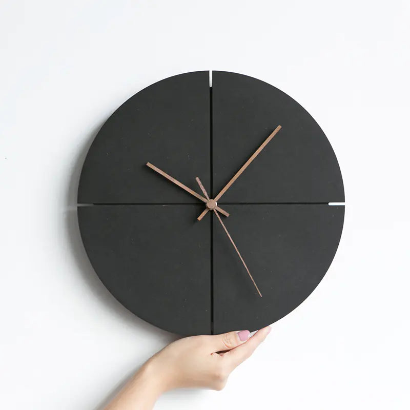 Horloge murale minimaliste au design moderne et silencieux