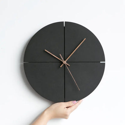 Horloge murale minimaliste au design moderne et silencieux