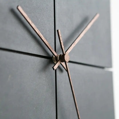 Horloge murale minimaliste au design moderne et silencieux